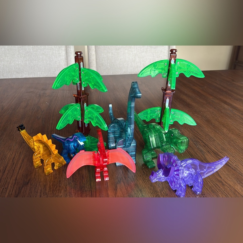 Dinosaur Magnatile set